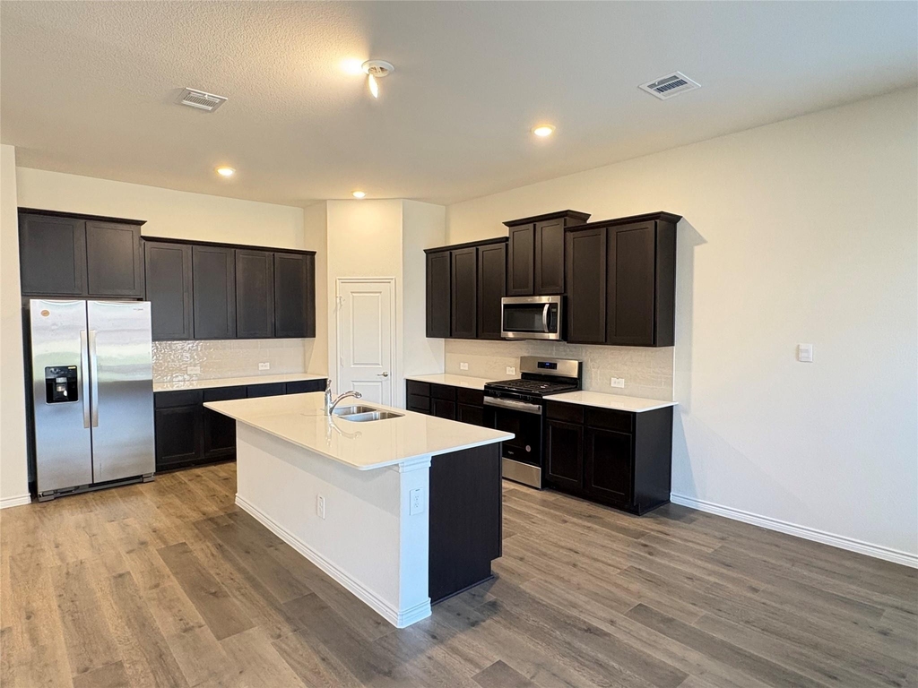 9813 Gray Barrel Drive - Photo 2