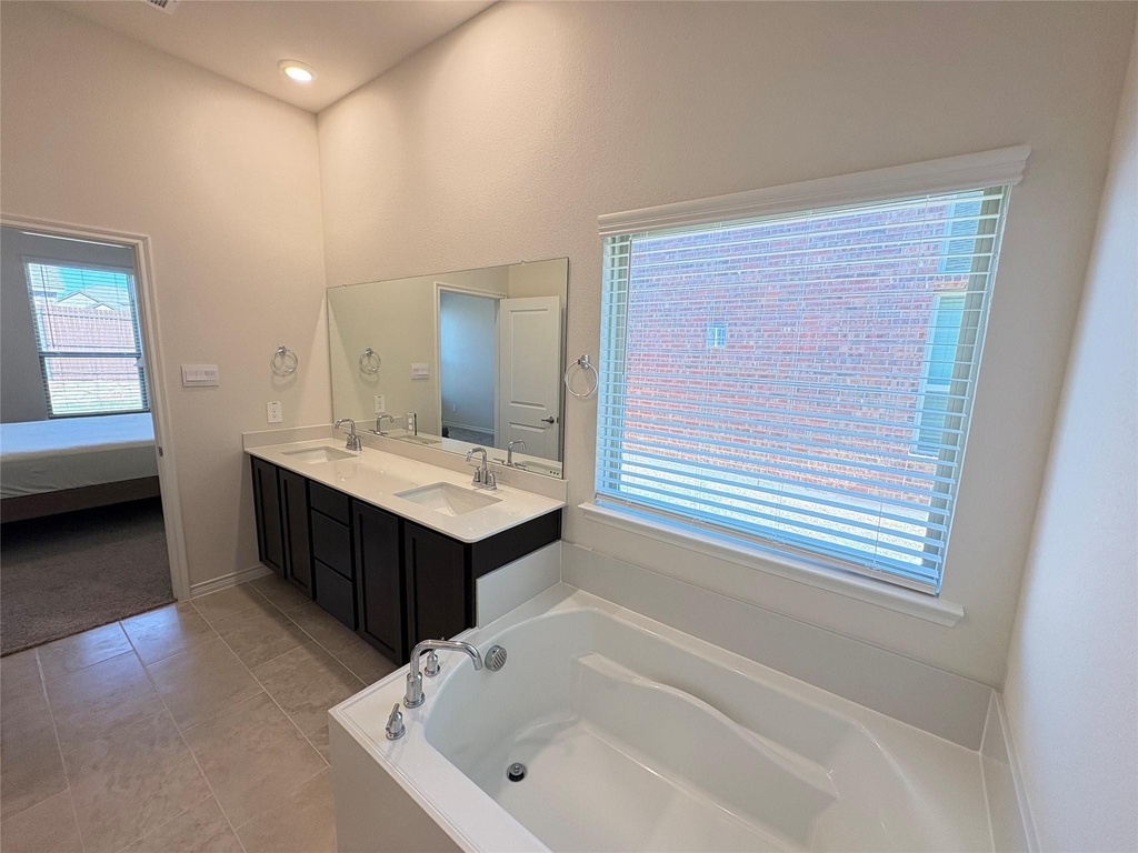 9813 Gray Barrel Drive - Photo 14