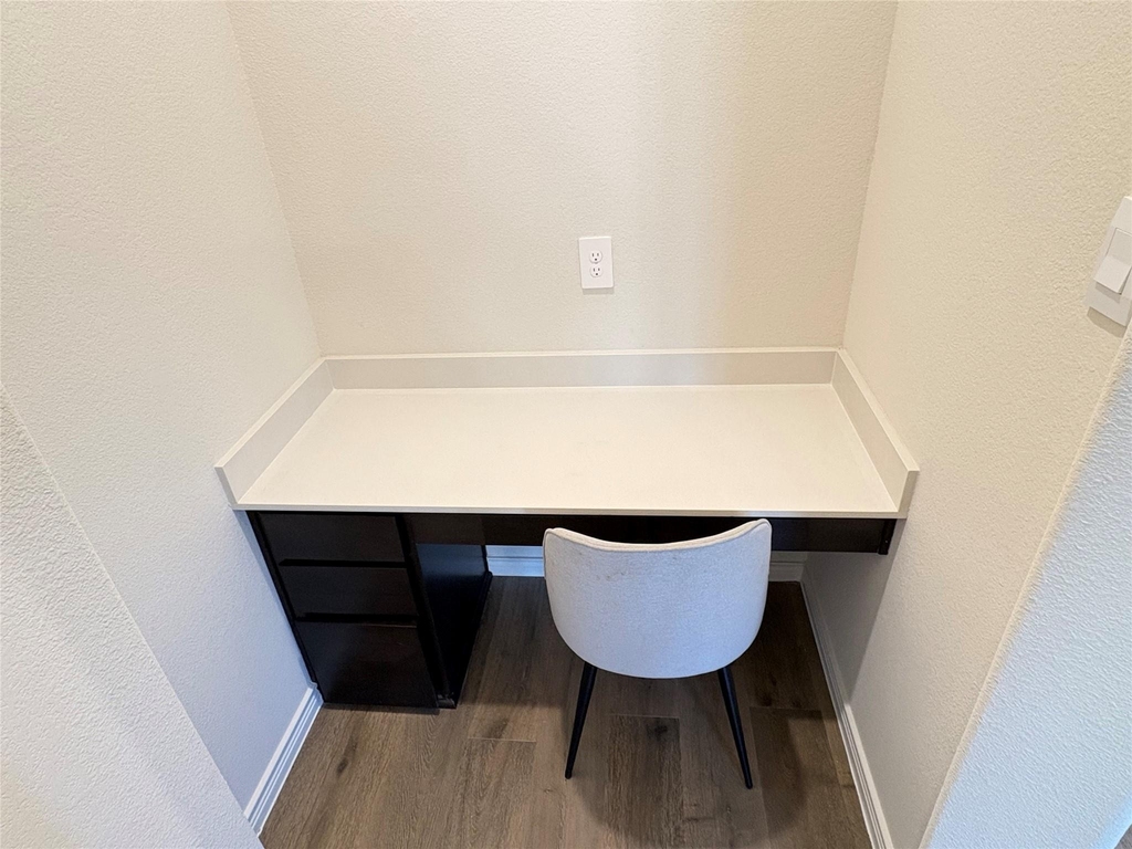 9813 Gray Barrel Drive - Photo 6