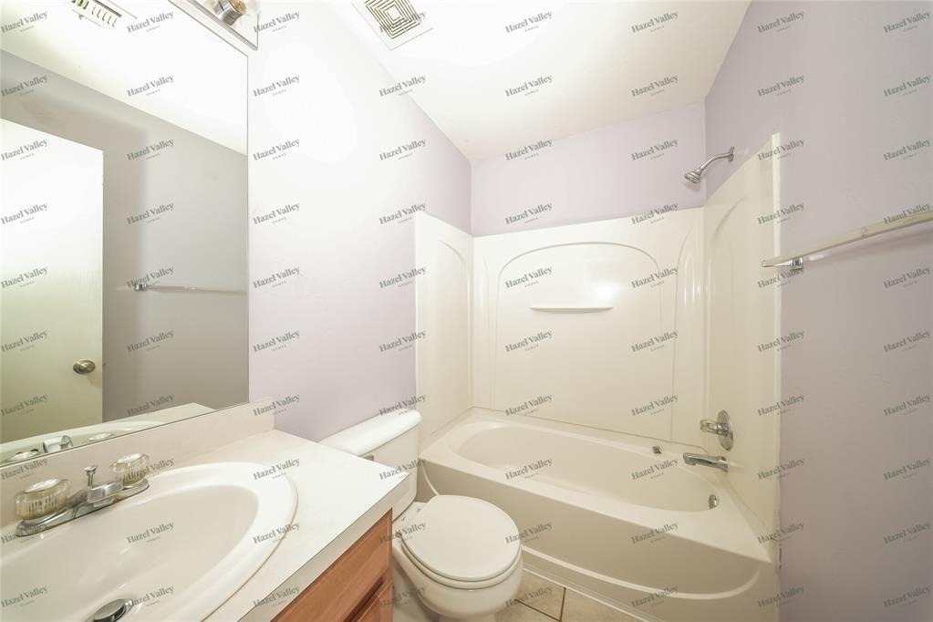 900 Sw 156th Street - Photo 2