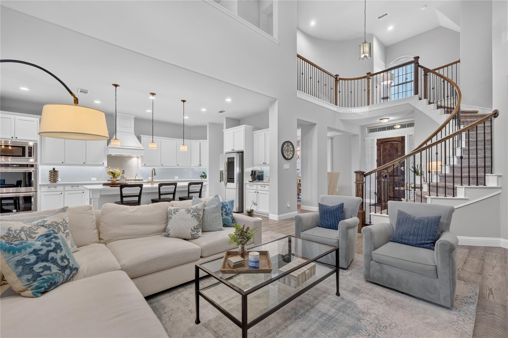 9633 Croswell Street - Photo 4