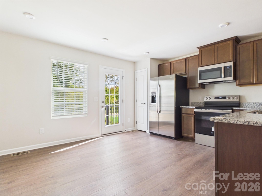 4039 Vallhorn Lane - Photo 5