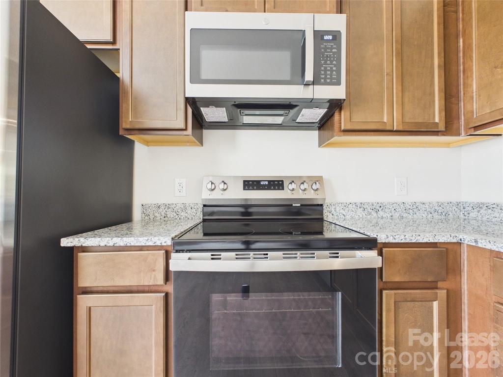 4039 Vallhorn Lane - Photo 6
