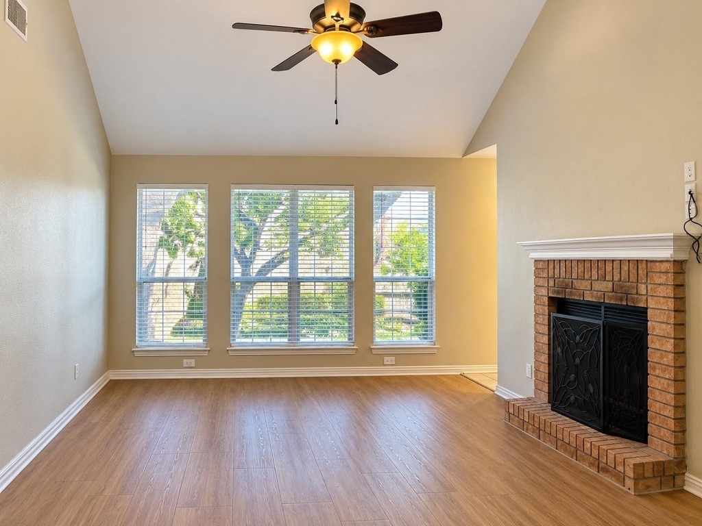 4301 Murwick Drive - Photo 8