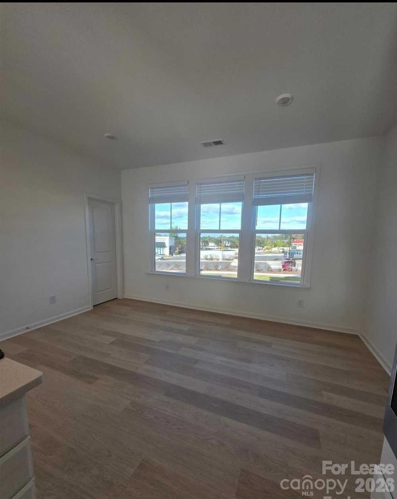 3124 Stelfox Street - Photo 3