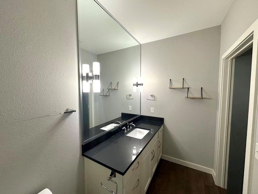 5609 Smu Boulevard - Photo 14