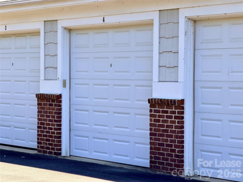 547 Southeast Drive - Photo 37
