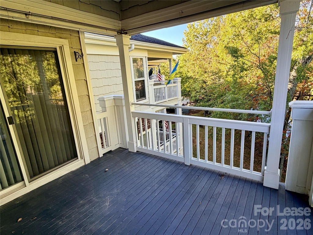 547 Southeast Drive - Photo 31