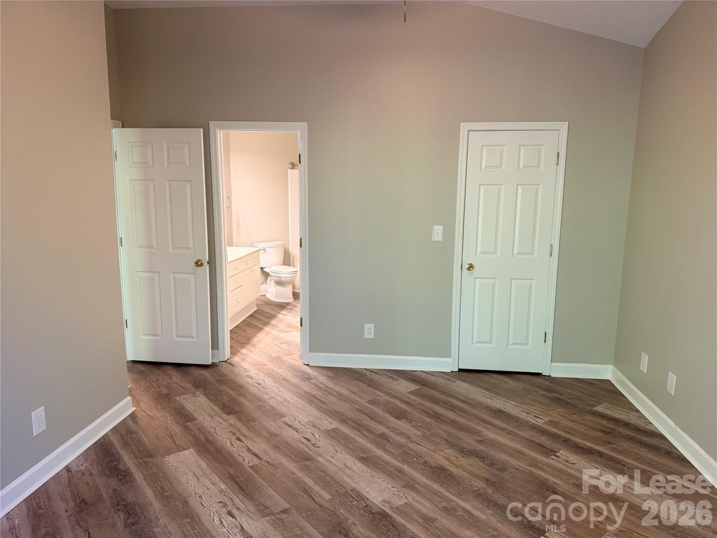 547 Southeast Drive - Photo 22