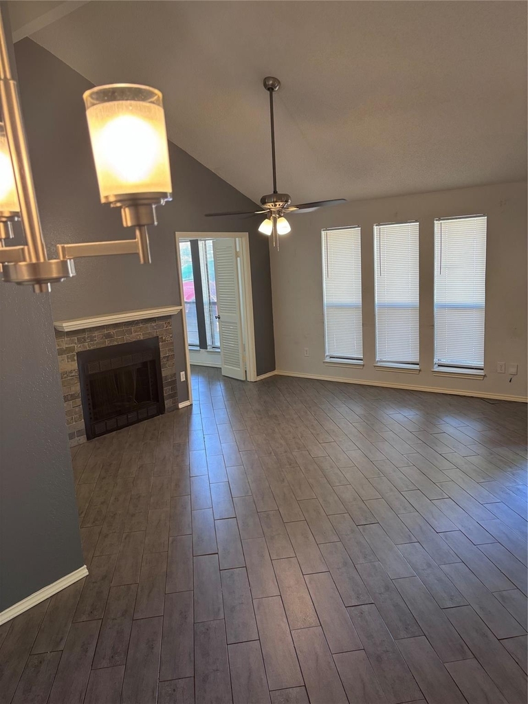111 Glade Shadow Drive - Photo 2