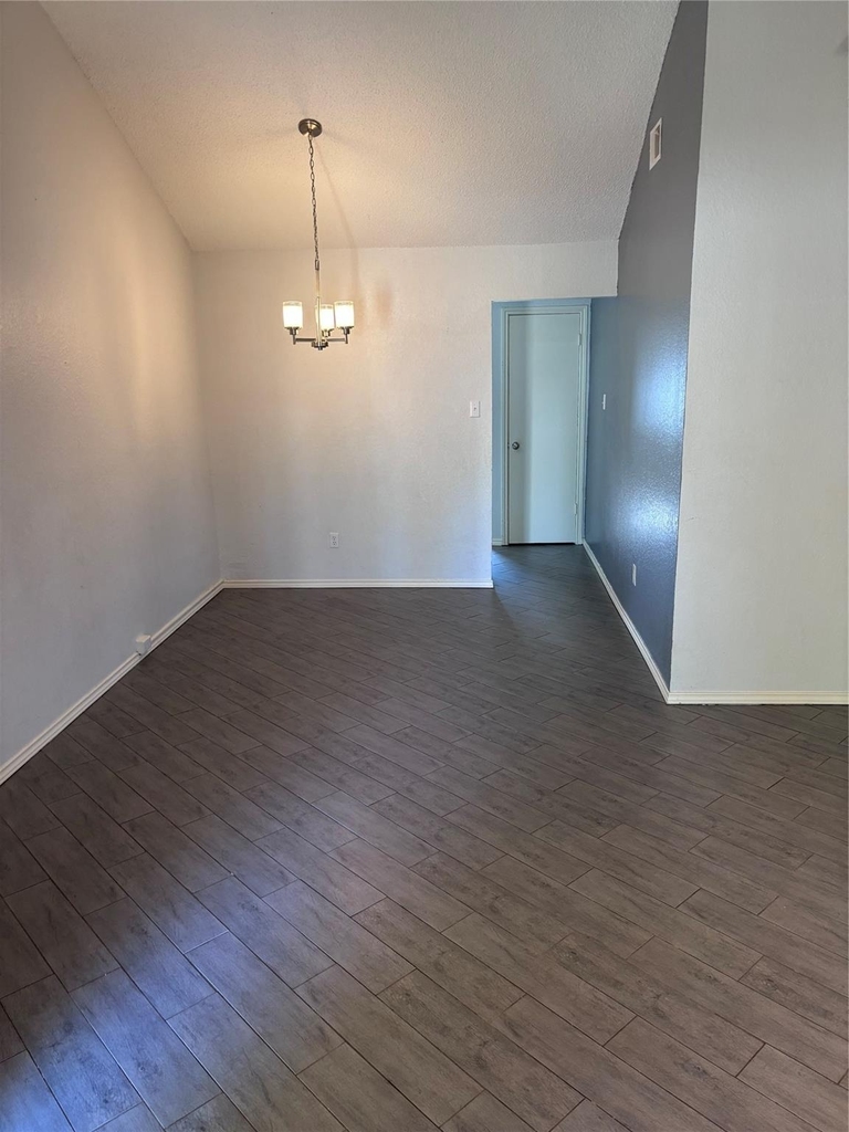 111 Glade Shadow Drive - Photo 4