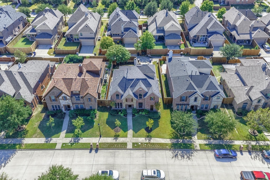 1111 Fossil Lake Drive - Photo 33