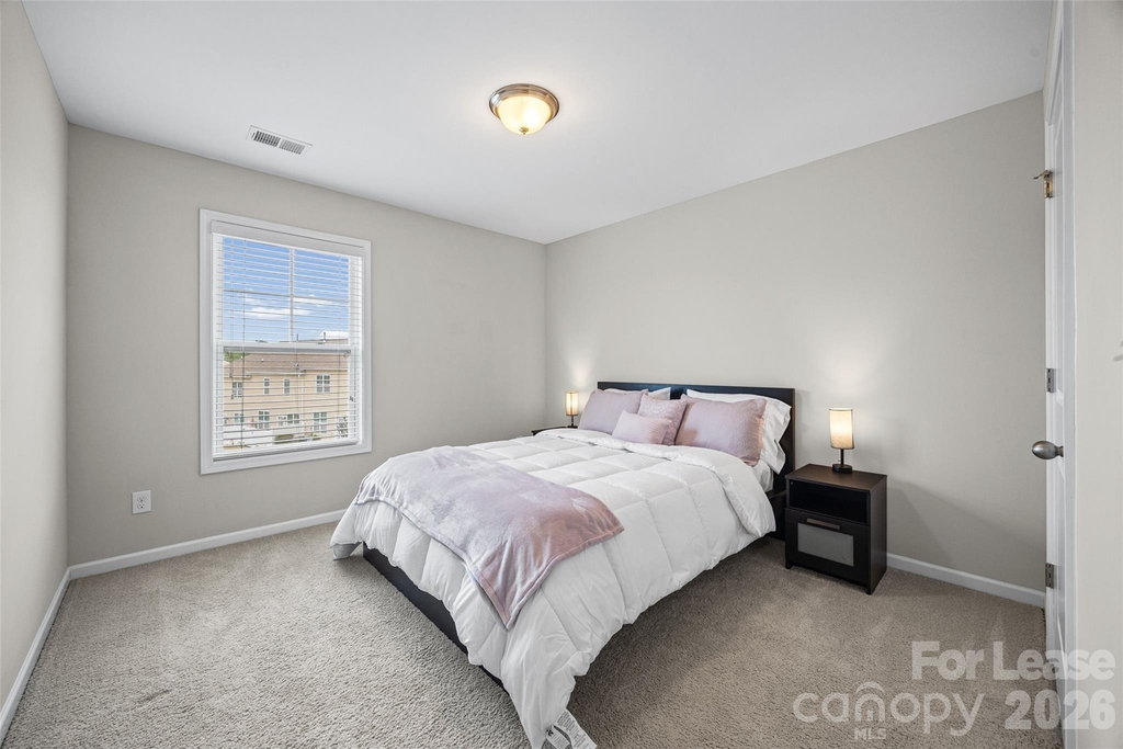 979 Pennington Drive - Photo 24