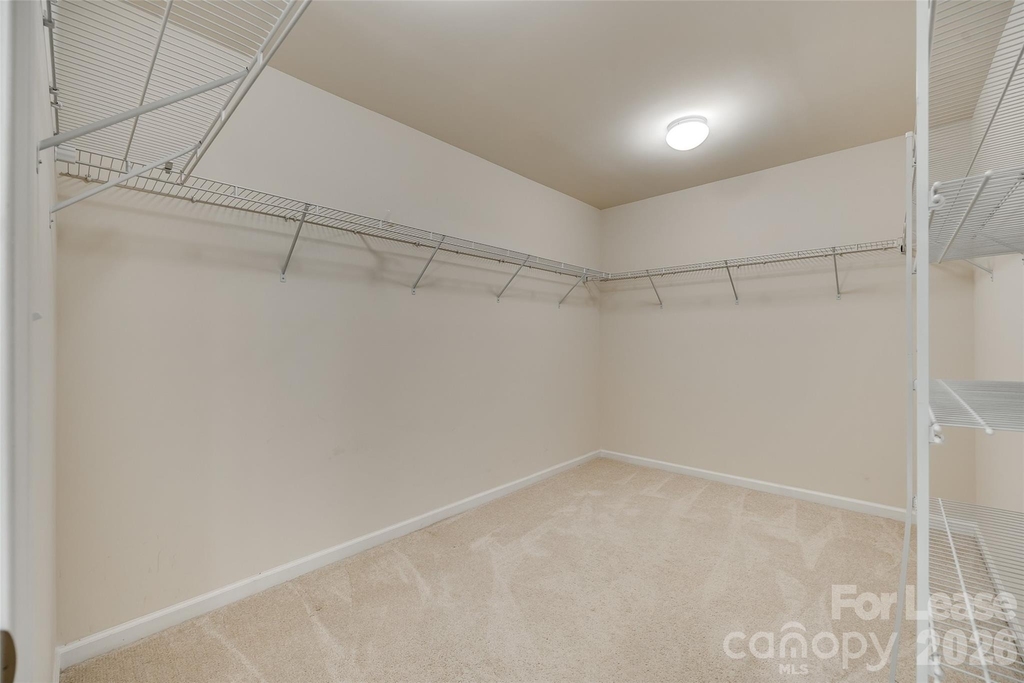 910 Ashton Oak Court - Photo 33