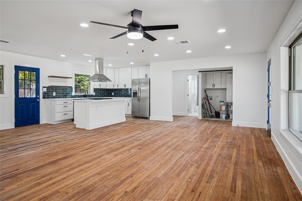 9946 Kilarney Drive - Photo 6