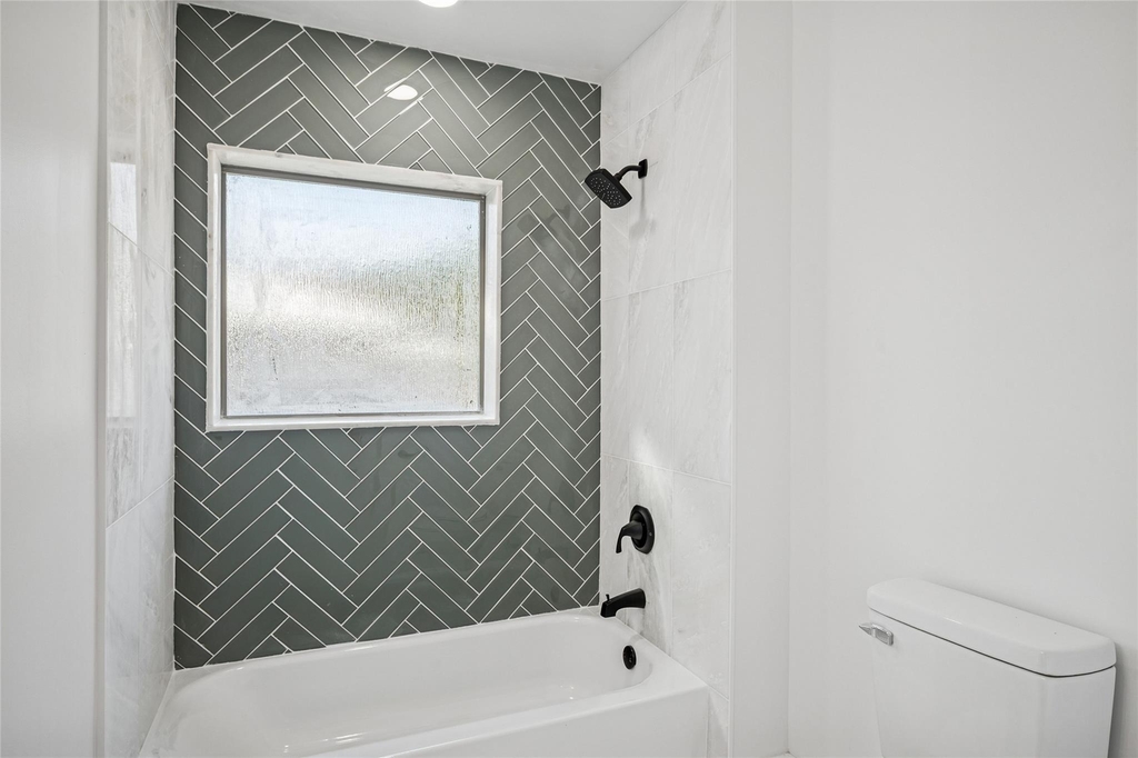 9946 Kilarney Drive - Photo 16