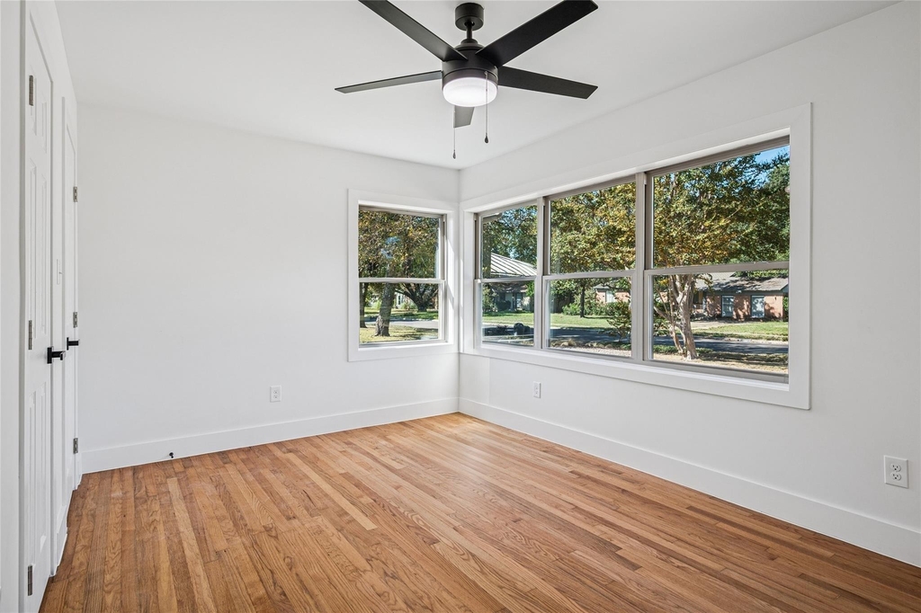 9946 Kilarney Drive - Photo 18