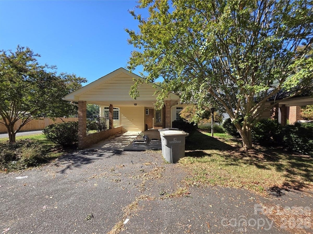 628 Breckenridge Road - Photo 20