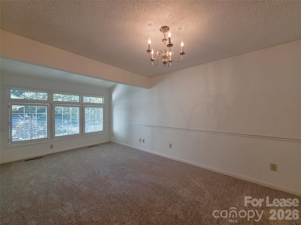 628 Breckenridge Road - Photo 18