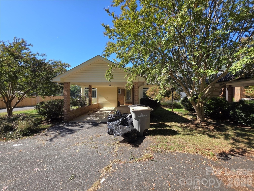 628 Breckenridge Road - Photo 19