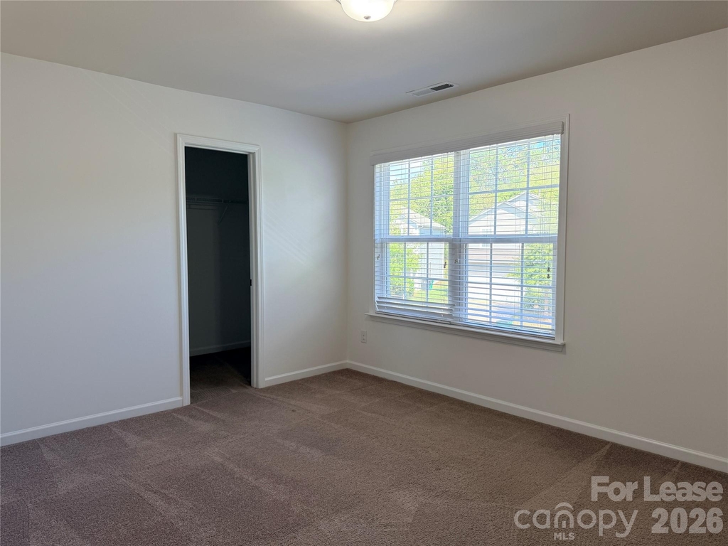 7106 Thornrose Drive - Photo 14