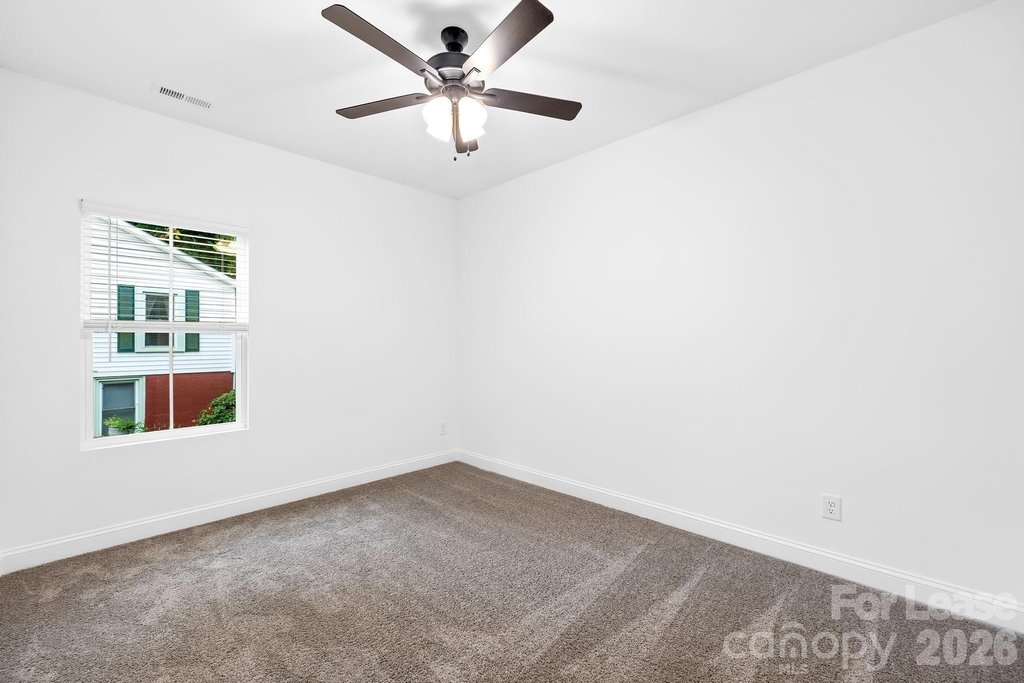 354 W Moore Avenue - Photo 14