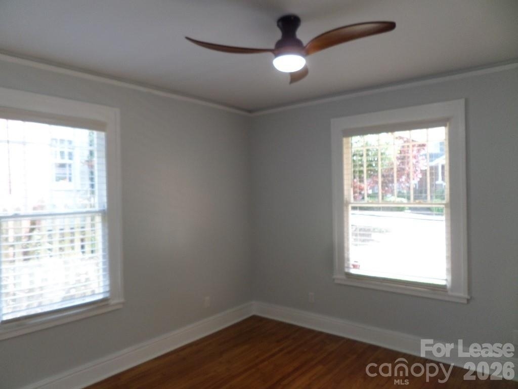 421 Rensselaer Avenue - Photo 9
