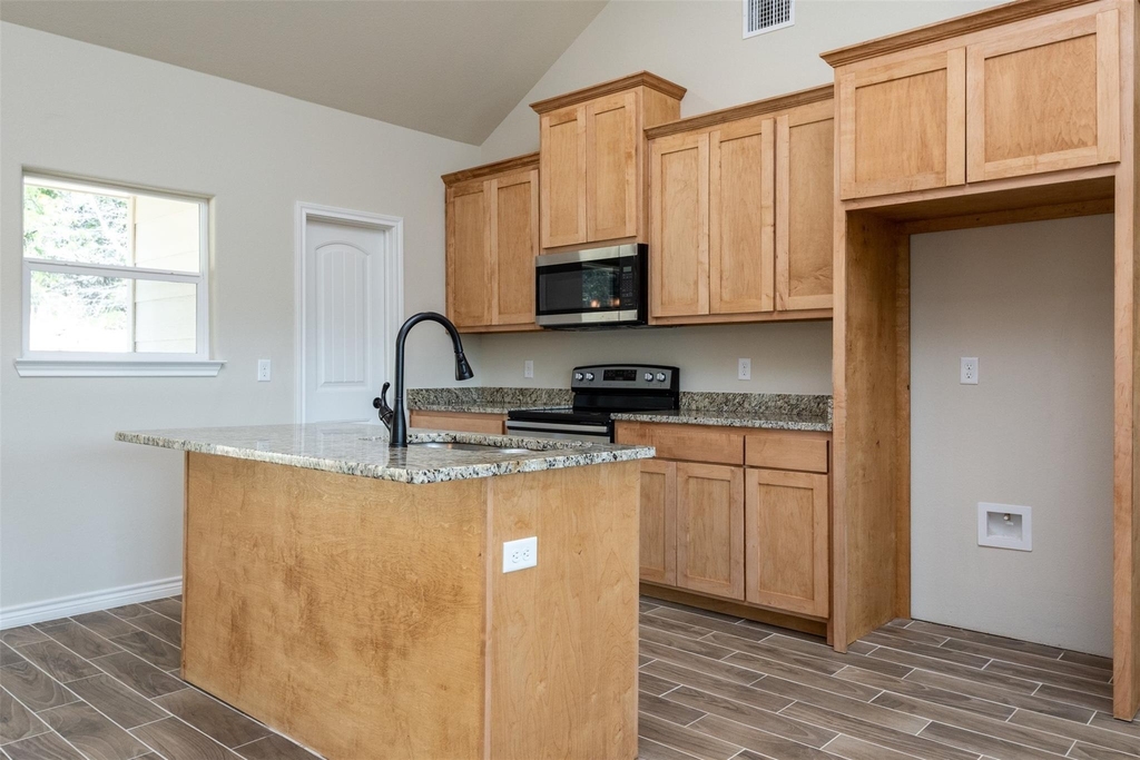 2212 Steepleridge Circle - Photo 12