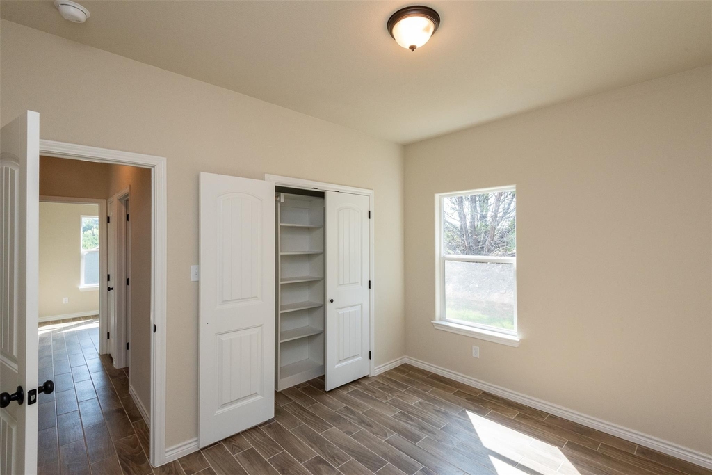 2212 Steepleridge Circle - Photo 3