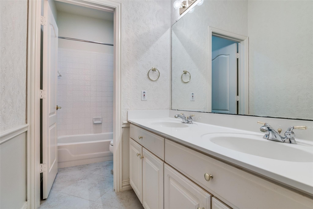 6613 Lynch Lane - Photo 18