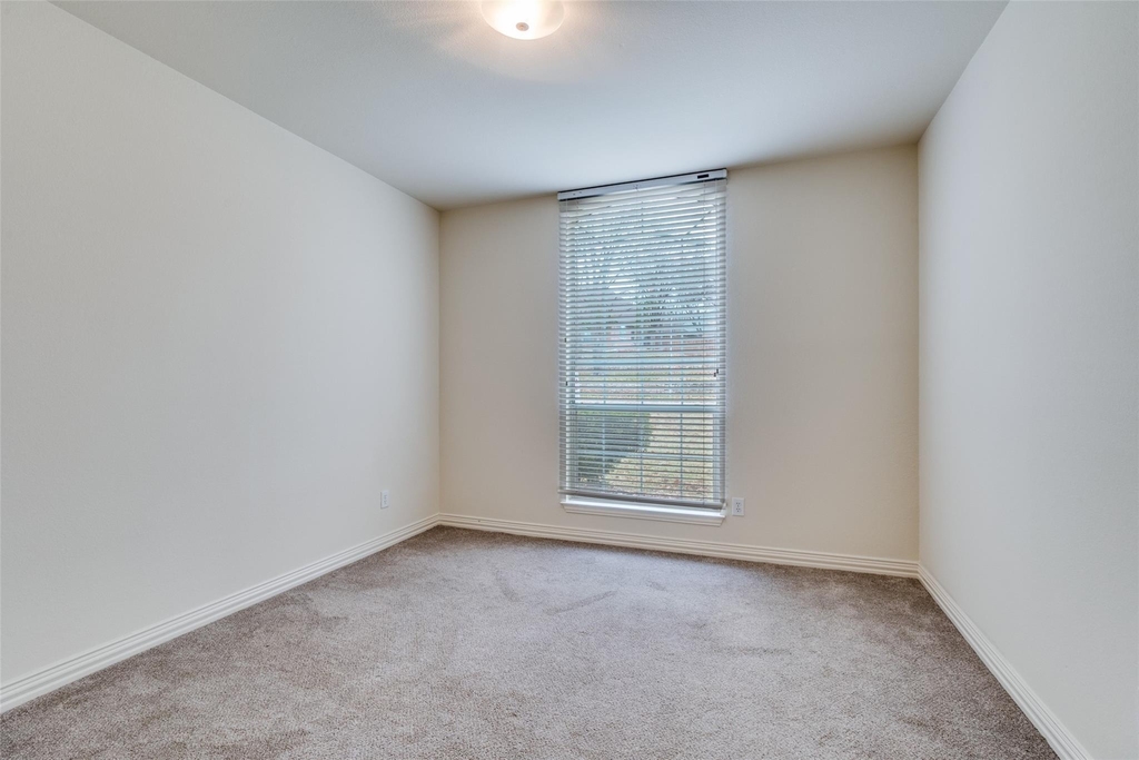 6613 Lynch Lane - Photo 20