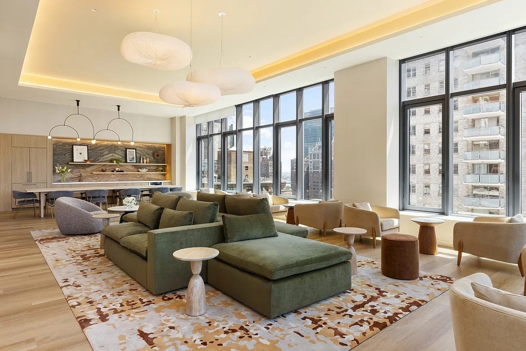 255 East 39th Street - Photo 9