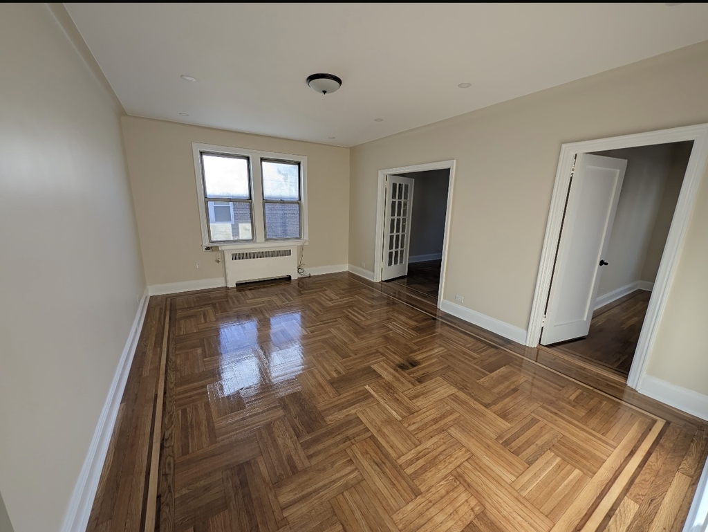 3008 Roberts Avenue - Photo 1