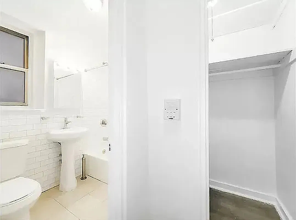 328 West 83rd Street - Photo 3