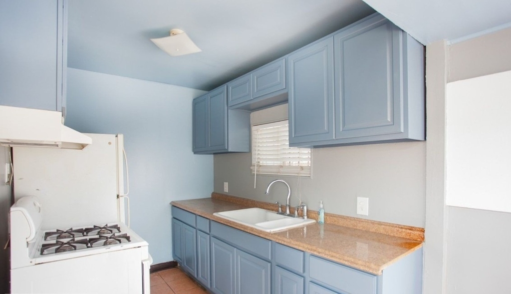 535 W La Habra Blvd - Photo 5
