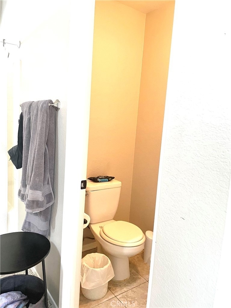 2724 Cambridge - Photo 17