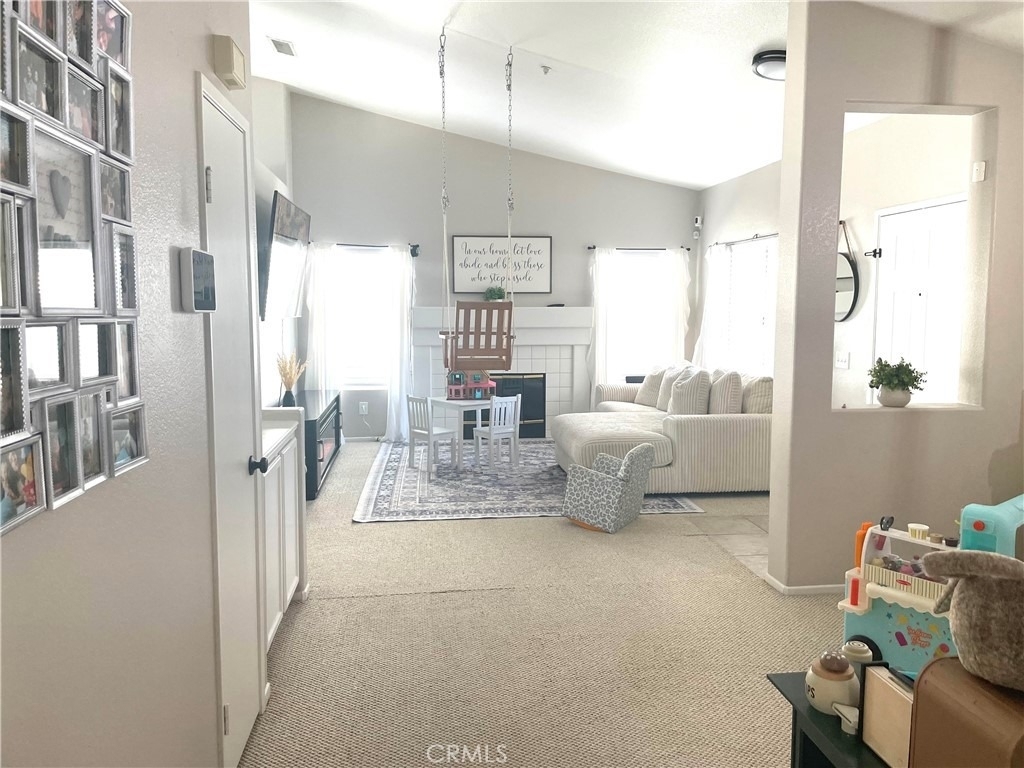 2724 Cambridge - Photo 2