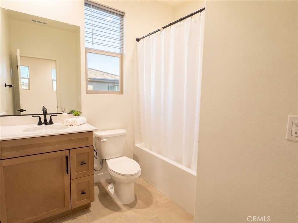 16741 Douglas  Ave - Photo 22