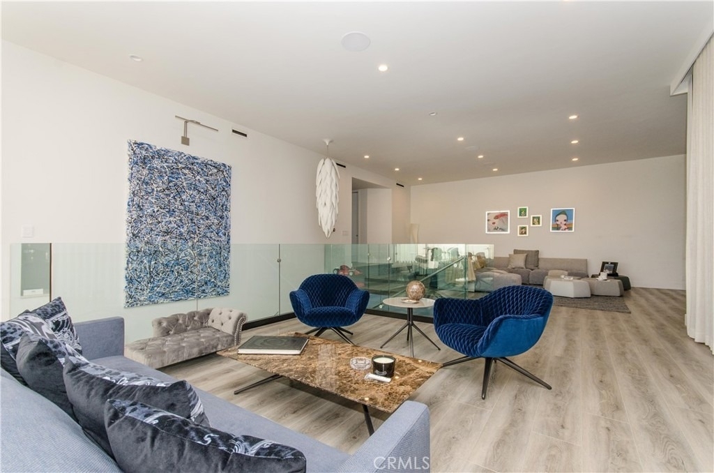 510 Leslie - Photo 20
