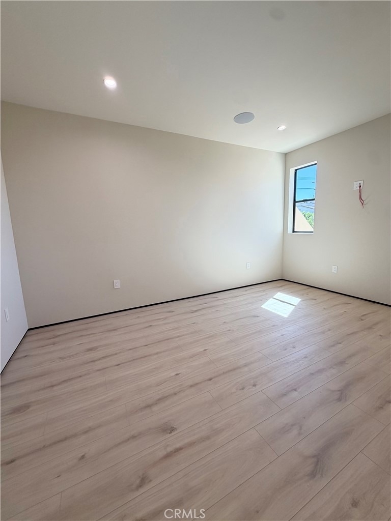 5656 Mammoth Ave - Photo 14