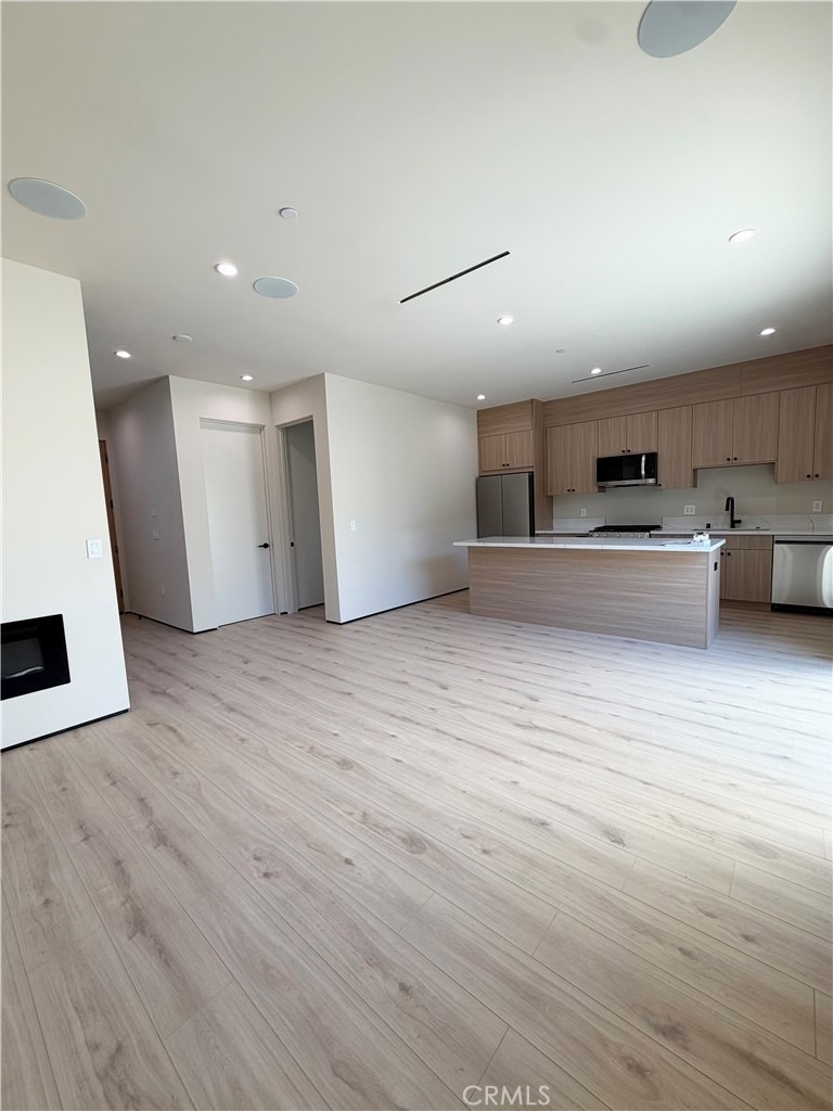 5656 Mammoth Ave - Photo 5