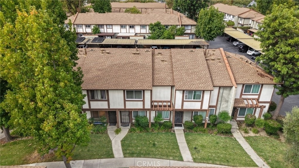 19024 Archwood Street - Photo 34