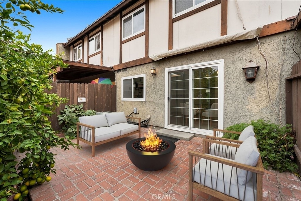 19024 Archwood Street - Photo 25