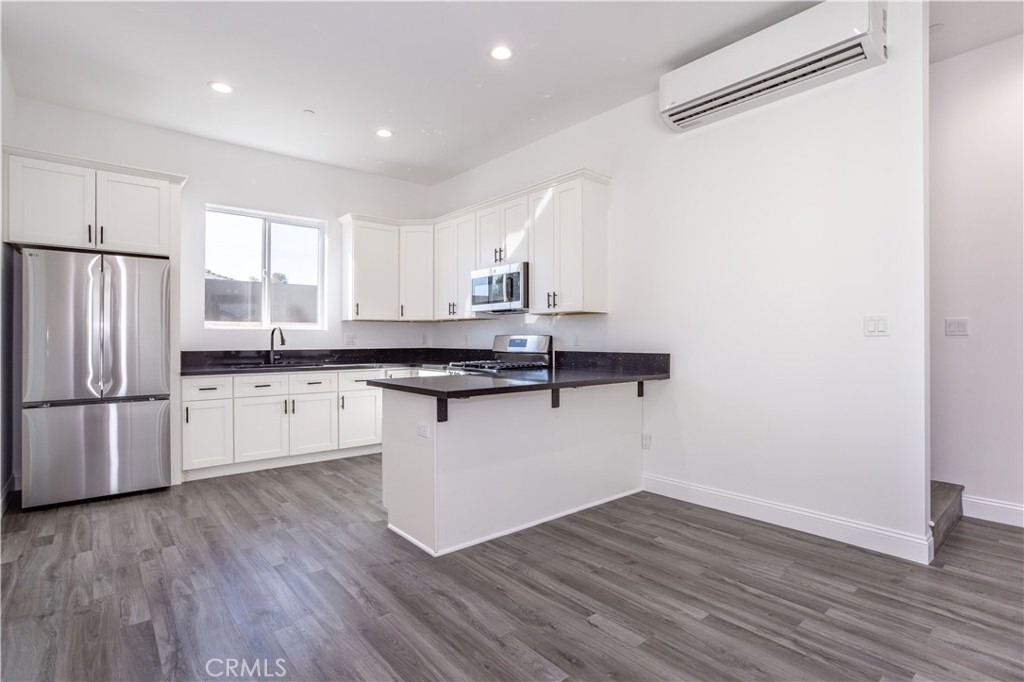 14926 Septo Street - Photo 6