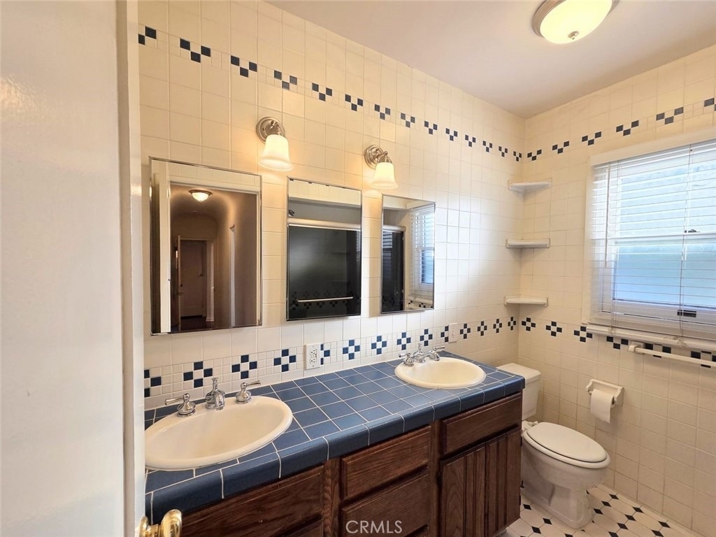 152 Granada Avenue - Photo 22