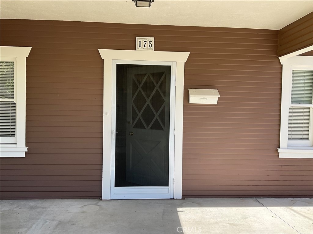175 N B Street - Photo 2