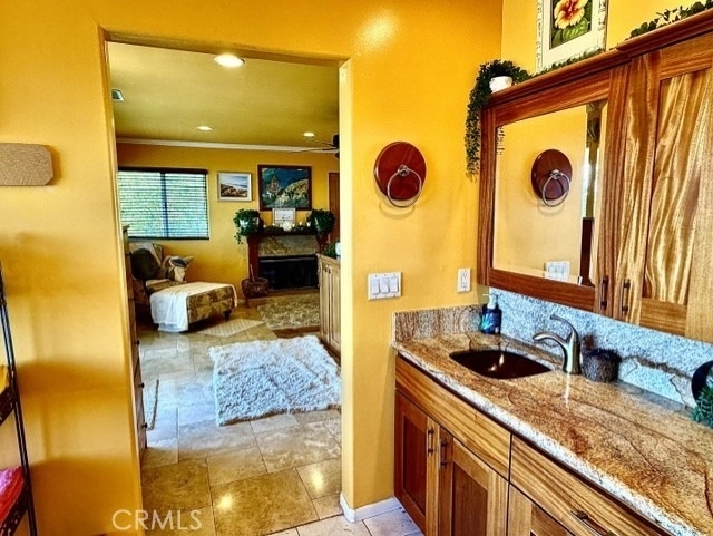 1361 W 35th Street - Photo 11