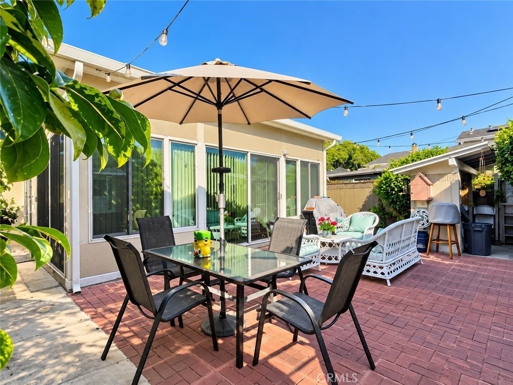 1520 Beech Avenue - Photo 1