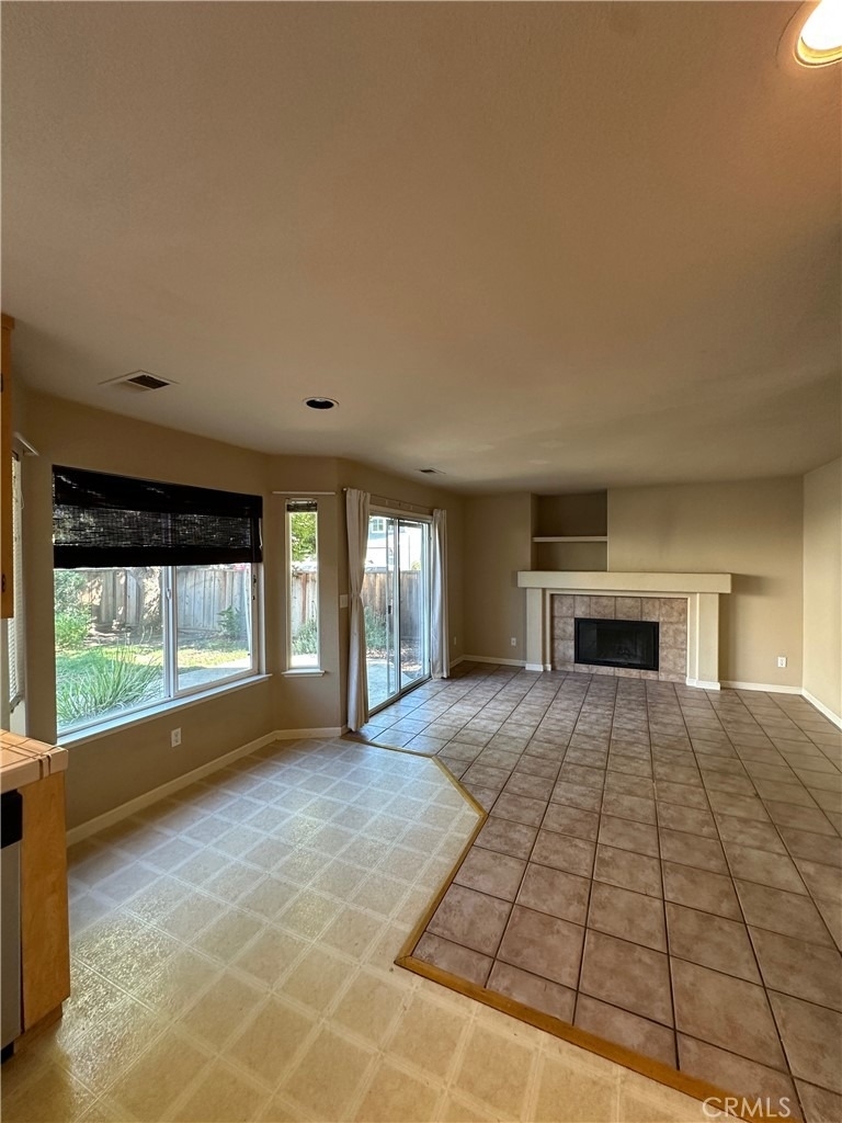 1115 Sage Hill Drive - Photo 6
