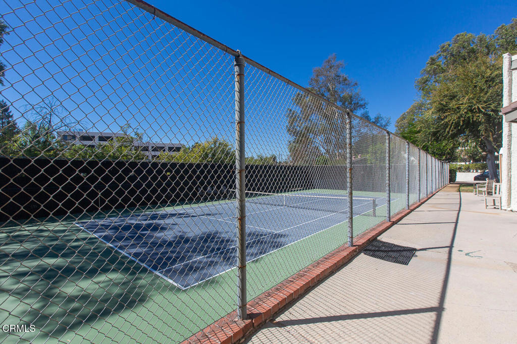 11818 Moorpark Street - Photo 28